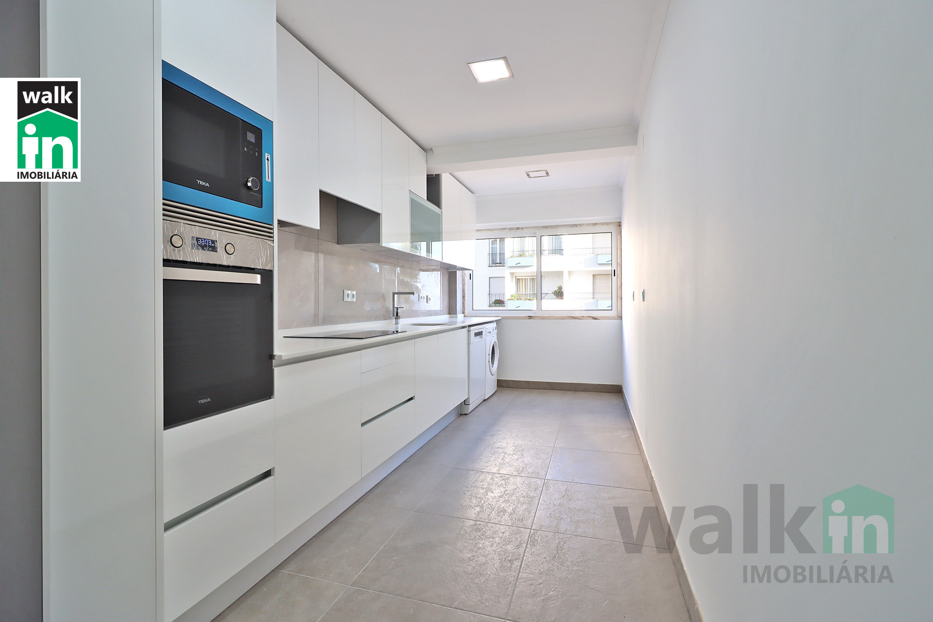 Apartamento T3 remodelado na Castelhana em Alcabideche, Cascais